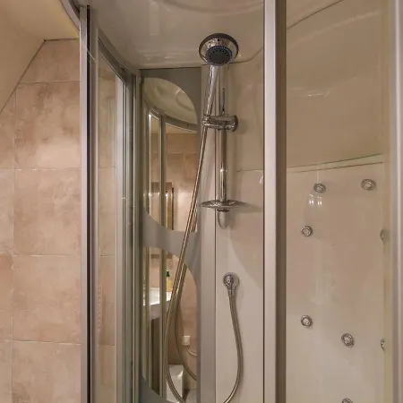 Cosy Holiday In With Private Pool بيت للعطل